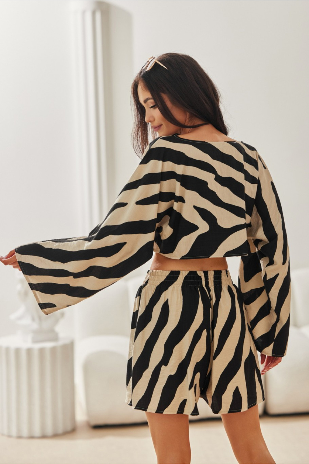 Szorty Damskie Model Ilaria SPN0010 L06 - Roco Fashion - obrazek 4