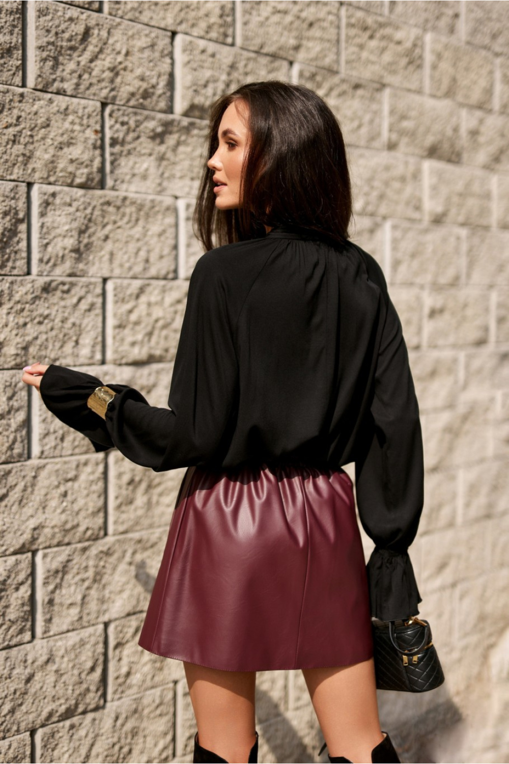 Bluzka Model Isabel CZA BLU0217 Black - Roco Fashion - obrazek 4