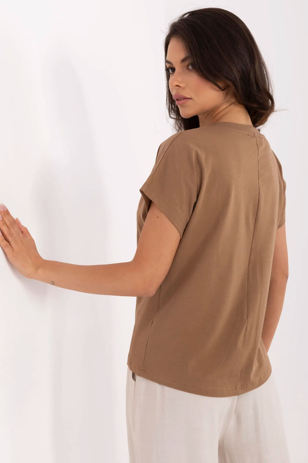 Tshirt Damski Model CLM-TS-1729.86 Light Brown - Factory Price - obrazek 4