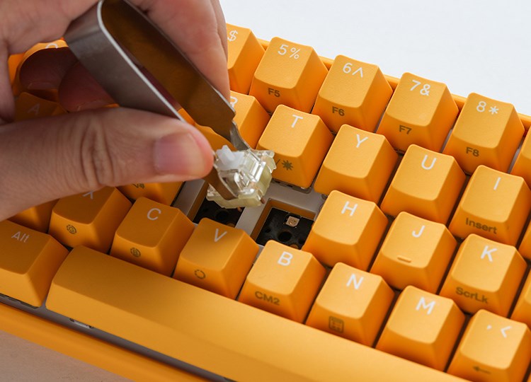 Ducky One 3 Mini Yellow klawiatura Gaming USB QWERTY US English Żółty - obrazek 3