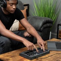 AKAI MPK MINI 3 GREY – Mini klawiatura sterująca