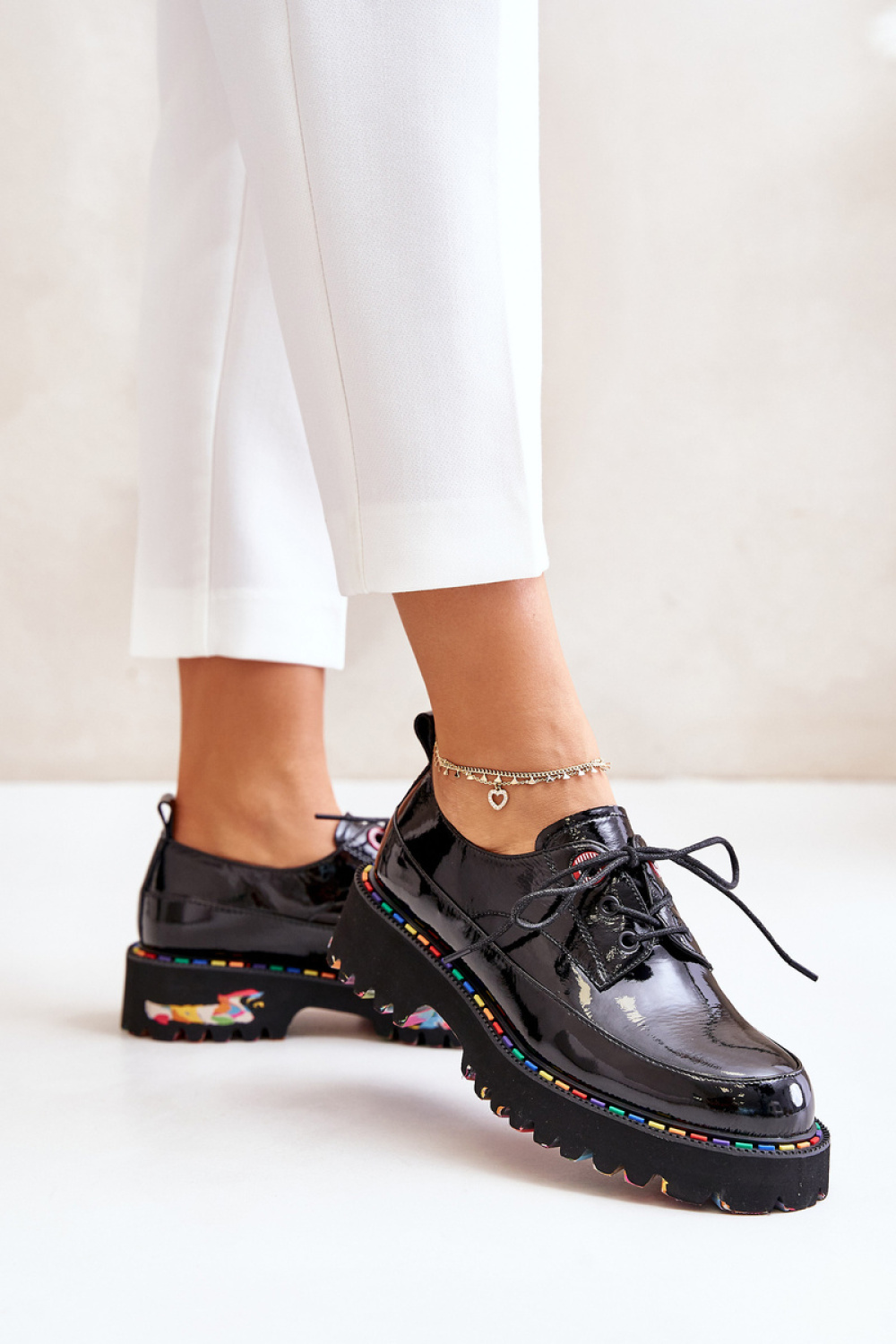 Półbuty Model Artiker 55C0497 Black - Step in style - obrazek 3