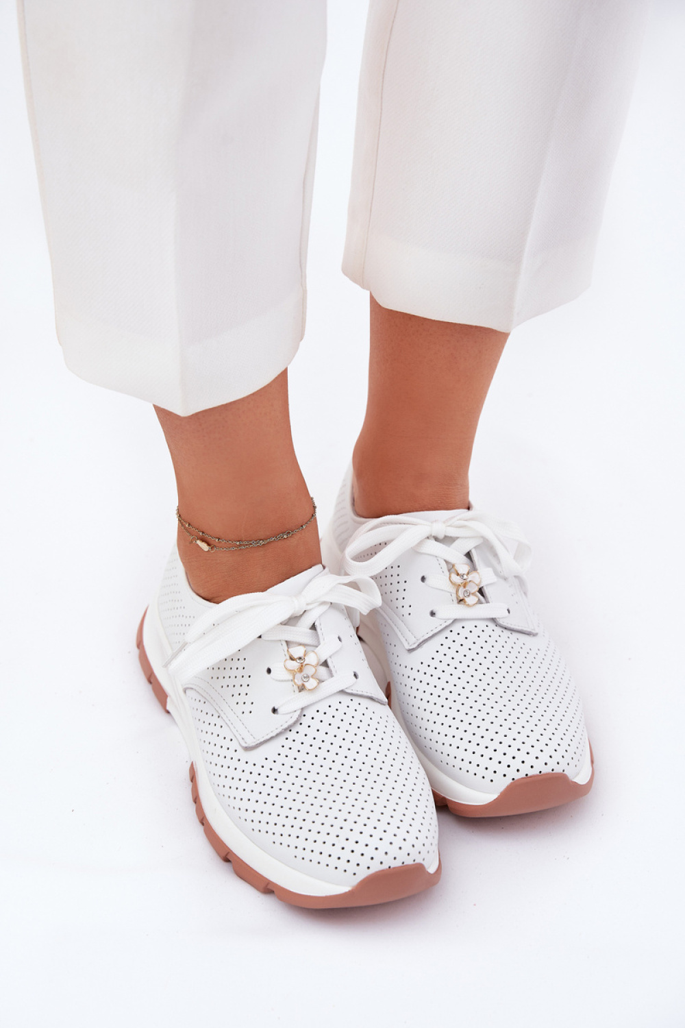 Półbuty Model Artiker 54C1810 White - Step in style - obrazek 3