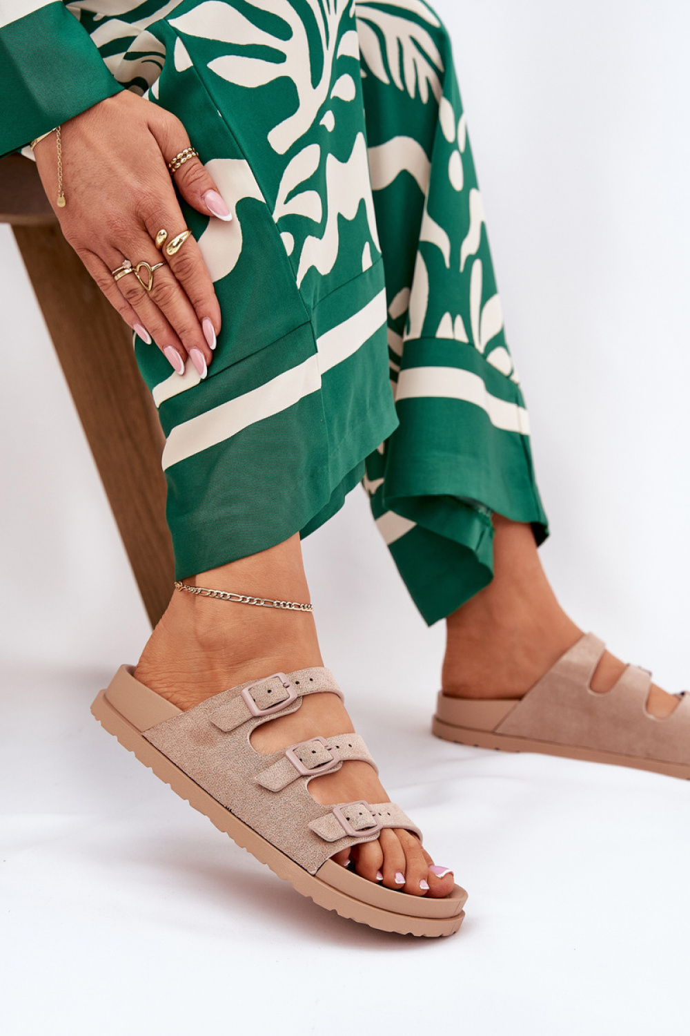 Sandał Klapki Model Uliri 3770 Beige - Step in style - obrazek 3