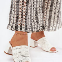 Sandał Klapki Model Ciariloria FY35-6 White – Step in style