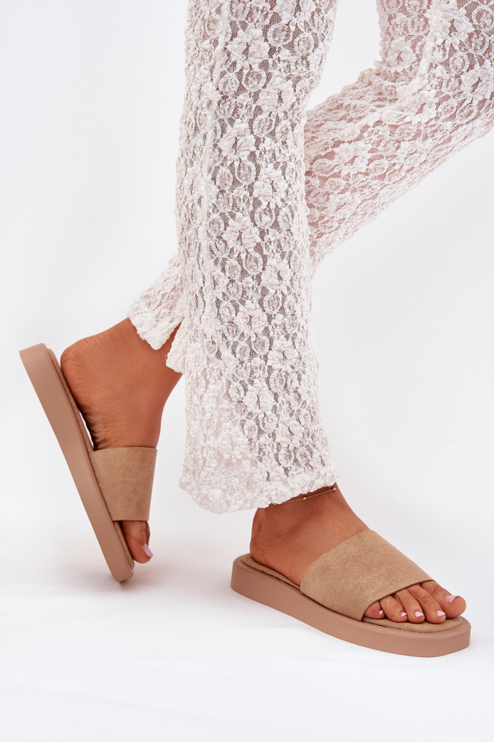 Sandał Klapki Model Jorina 5178 Dark Beige - Step in style - obrazek 3