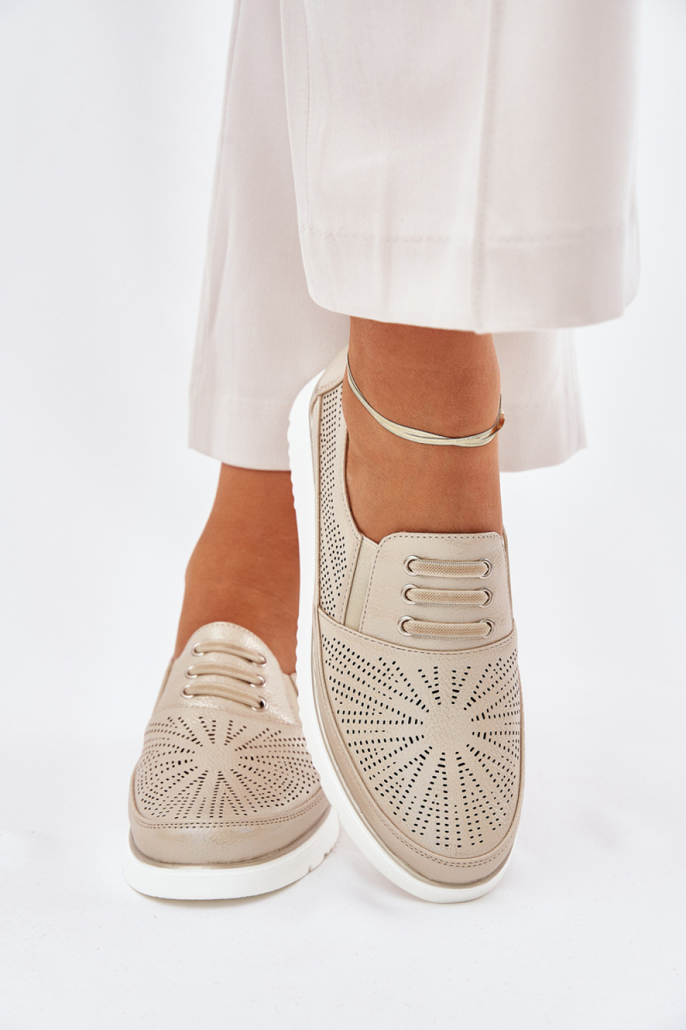 Półbuty Model Azethia 25PB02-9033 Gold - Step in style - obrazek 3