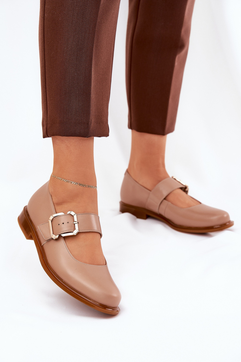 Półbuty Model Laura Messi 2980 Dark Beige - Step in style