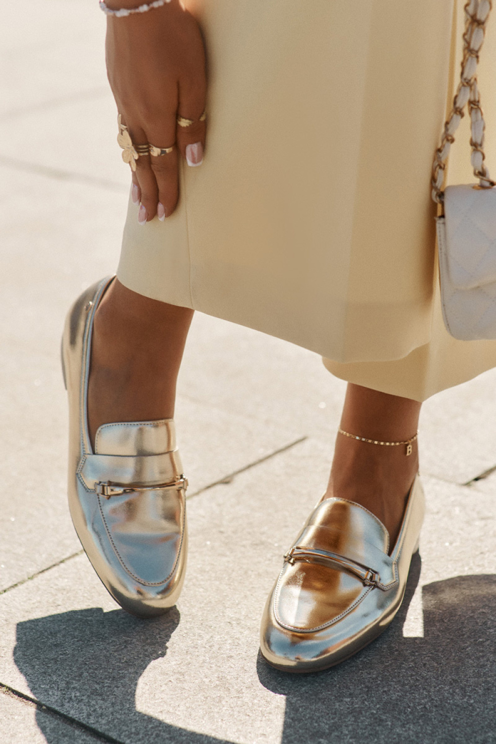 Mokasyny Model Maciejka K6809-25 Gold - Step in style - obrazek 3