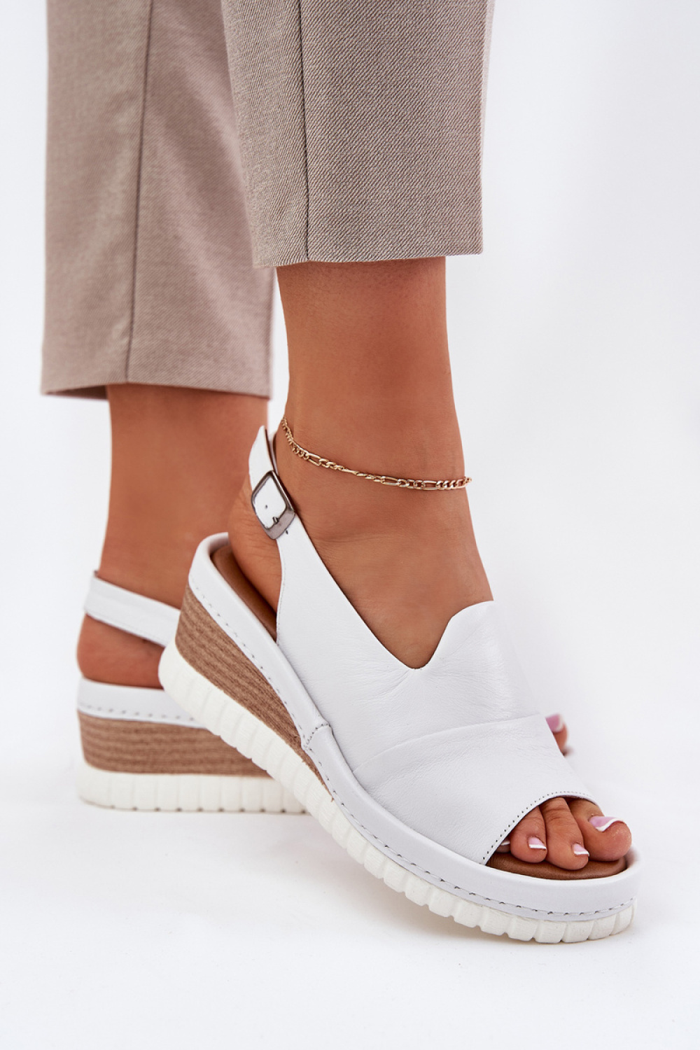 Sandały Model Artiker 56C0918 White - Step in style - obrazek 3