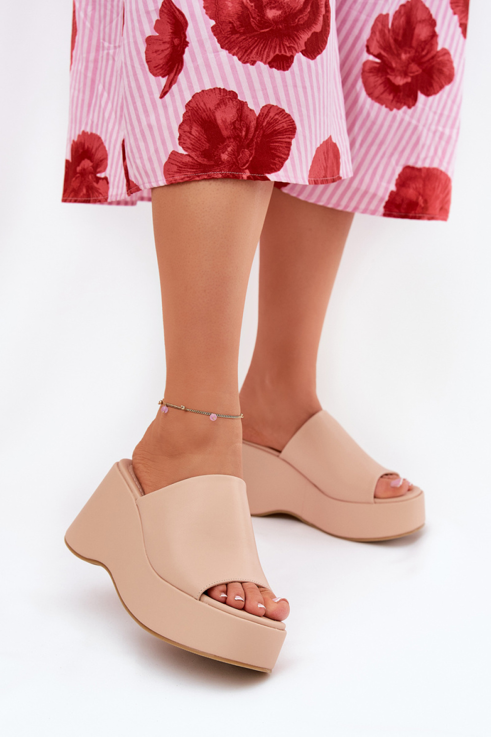 Sandał Klapki Model Kisoffi 8338-305 Beige - Step in style - obrazek 3