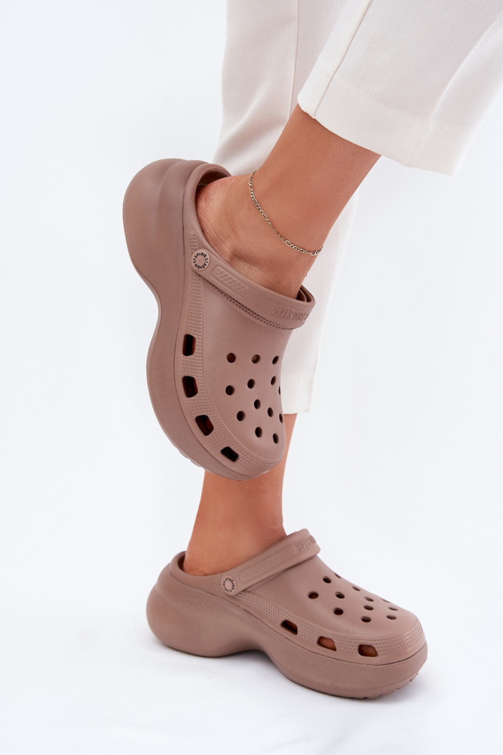 Sandał Klapki Model Big Star RR274A121 Dark Beige - Step in style - obrazek 3