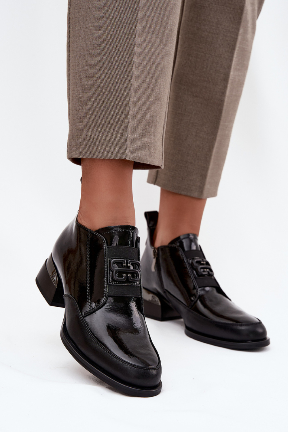 Półbuty Model Vinceza 91161 Black - Step in style