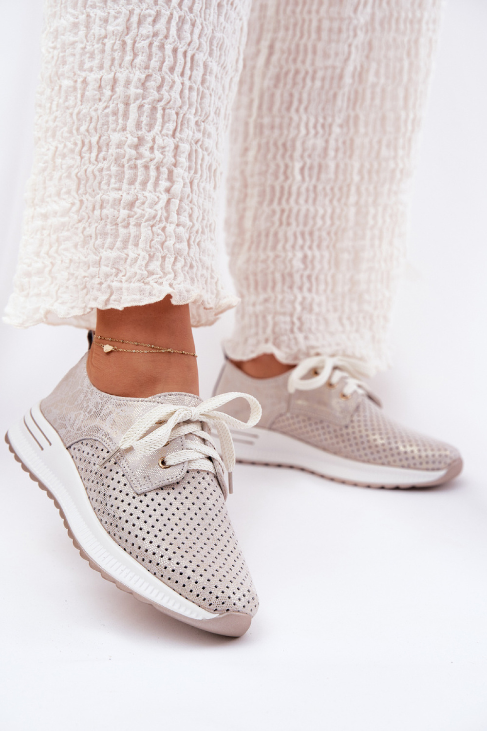 Półbuty Model Artiker 56C2113 Beige/Gold - Step in style