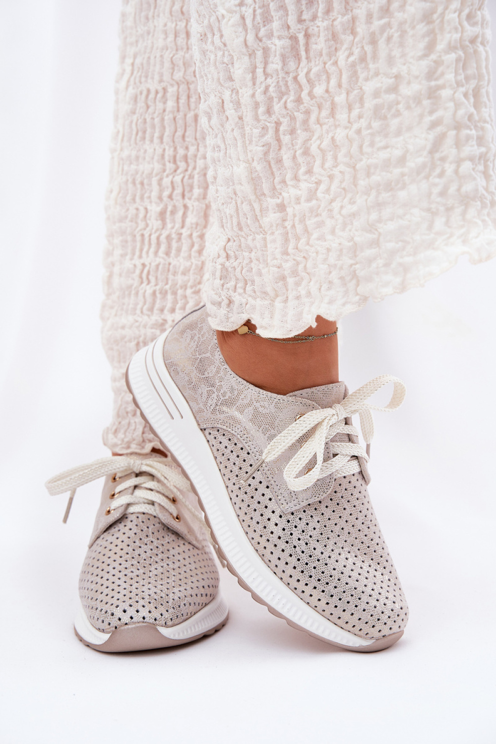 Półbuty Model Artiker 56C2113 Beige/Gold - Step in style - obrazek 3