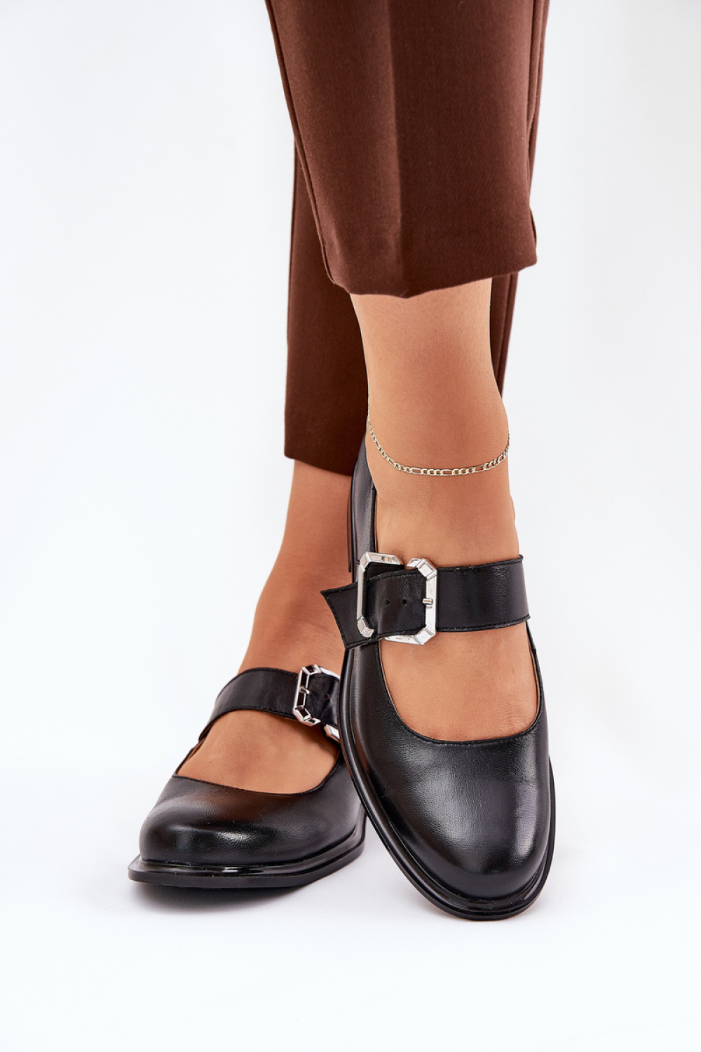 Półbuty Model Laura Messi 2980 Black - Step in style - obrazek 3