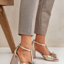 Sandały Model Laura Messi 2758 Gold – Step in style