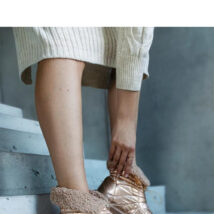 Złote ocieplane śniegowce ze ściągaczem Caellita – Solea