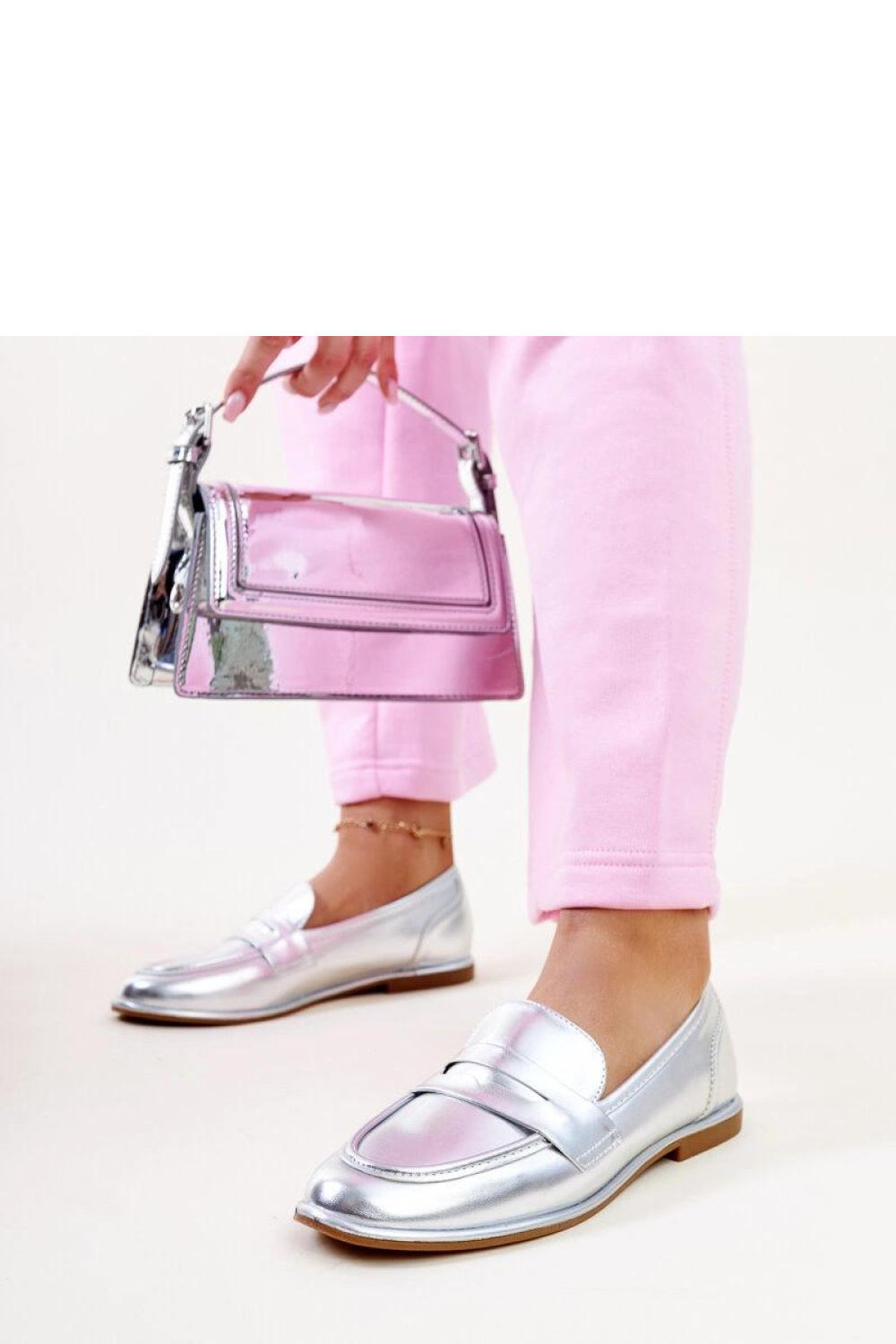 Srebrne klasyczne mokasyny Nasia - Solea - obrazek 3