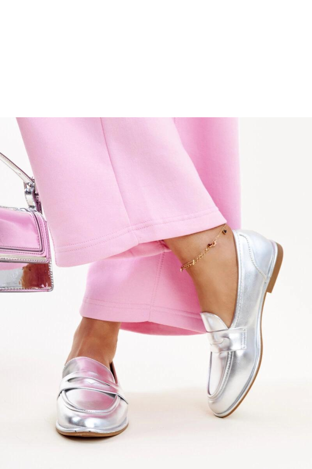 Srebrne klasyczne mokasyny Nasia - Solea - obrazek 4