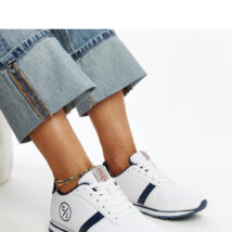 Biało-granatowe sneakersy damskie CROSS JEANS – Solea