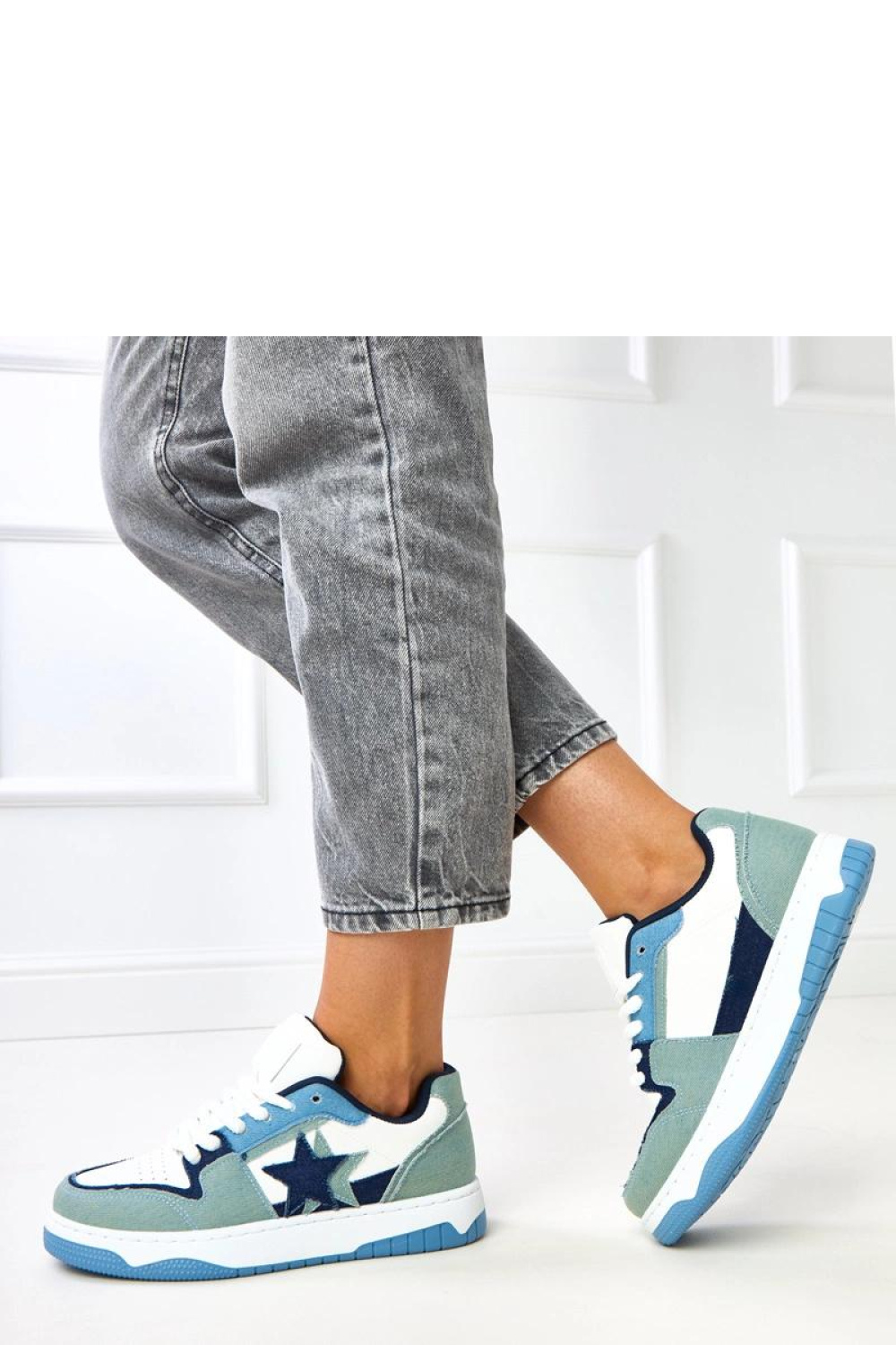 Buty Sportowe Model Zerri WW240 White/Blue - Solea - obrazek 3