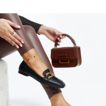 Czarne mokasyny z klamerką Rousseau – Solea