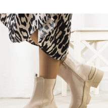 Beżowe lakierowane botki Asma – Solea