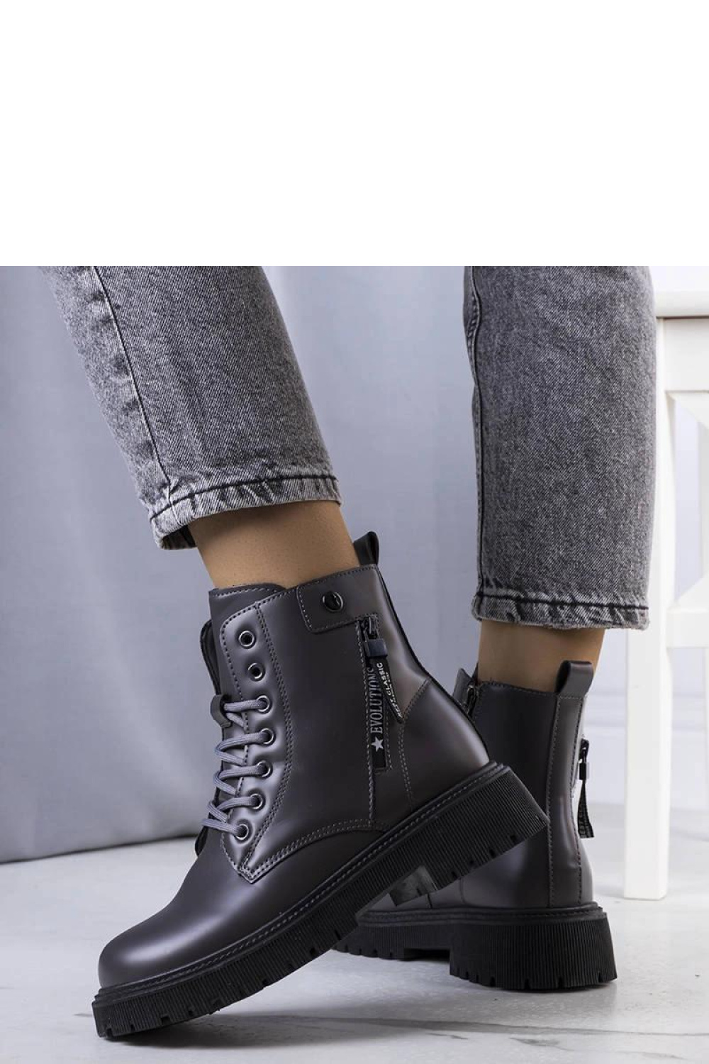 Szare ocieplane traperki Anja - Solea - obrazek 3