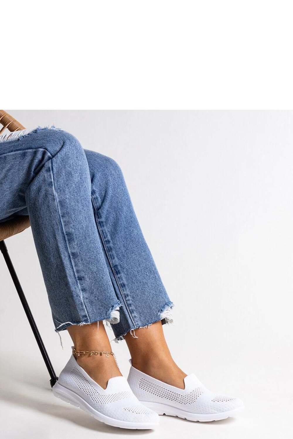 Białe tenisówki na piankowej podeszwie Rahima - Solea - obrazek 2