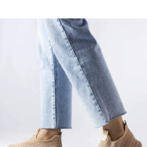 Beżowe wsuwane sneakersy Yellville – Solea