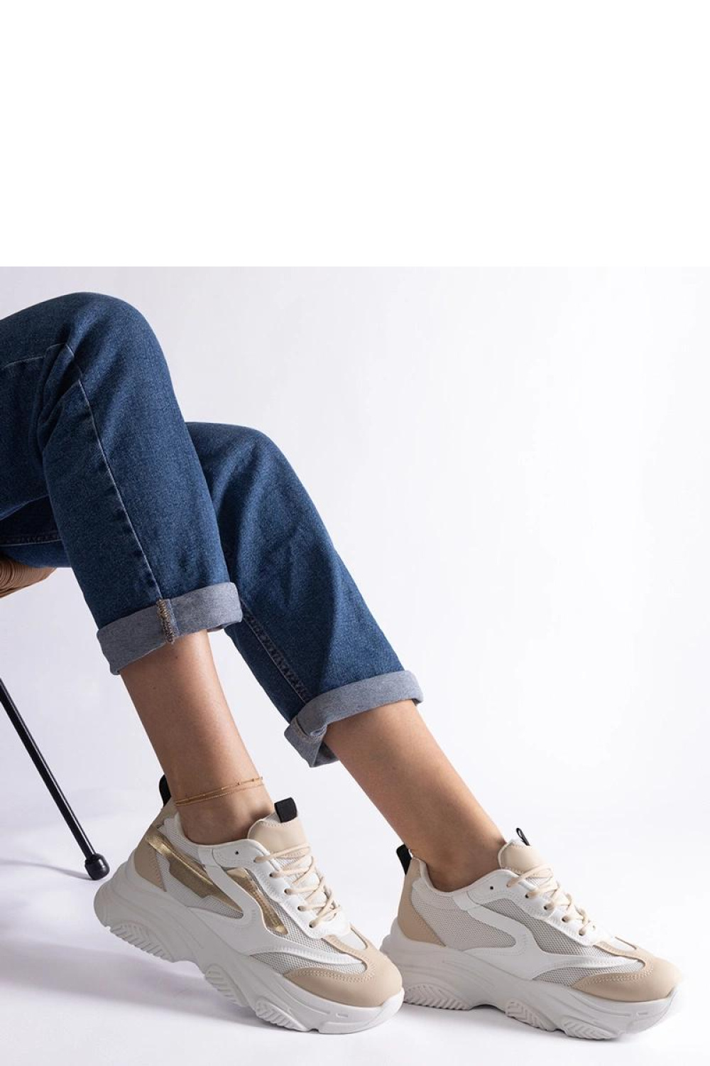 Beżowo-złote damskie sneakersy Milenka - Solea - obrazek 4