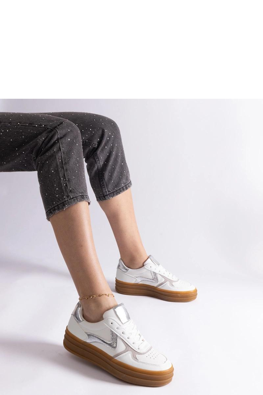 Biało-srebrne sneakersy na gumowej podeszwie Quica - Solea - obrazek 3