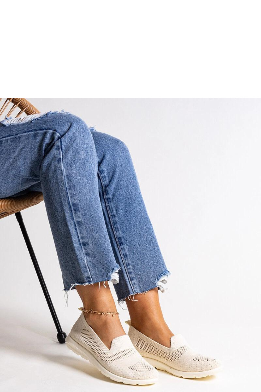 Beżowe tenisówki na piankowej podeszwie Rahima - Solea - obrazek 2