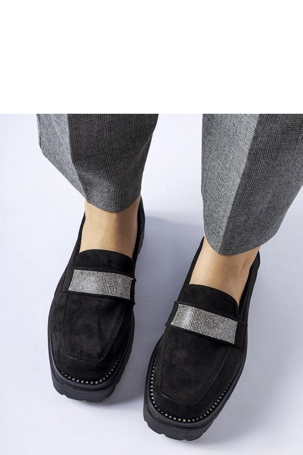 Czarne mokasyny z eko-zamszu Nicholls z cyrkoniami - Solea - obrazek 2