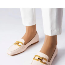 Beżowe mokasyny z klamerką Rousseau – Solea