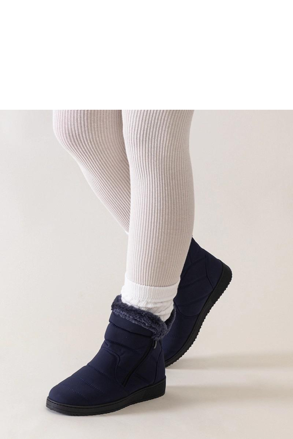 Granatowe śniegowce zdobione futerkiem Khitem - Solea - obrazek 2