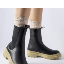 Czarne botki na oliwkowej podeszwie Georgette – Solea