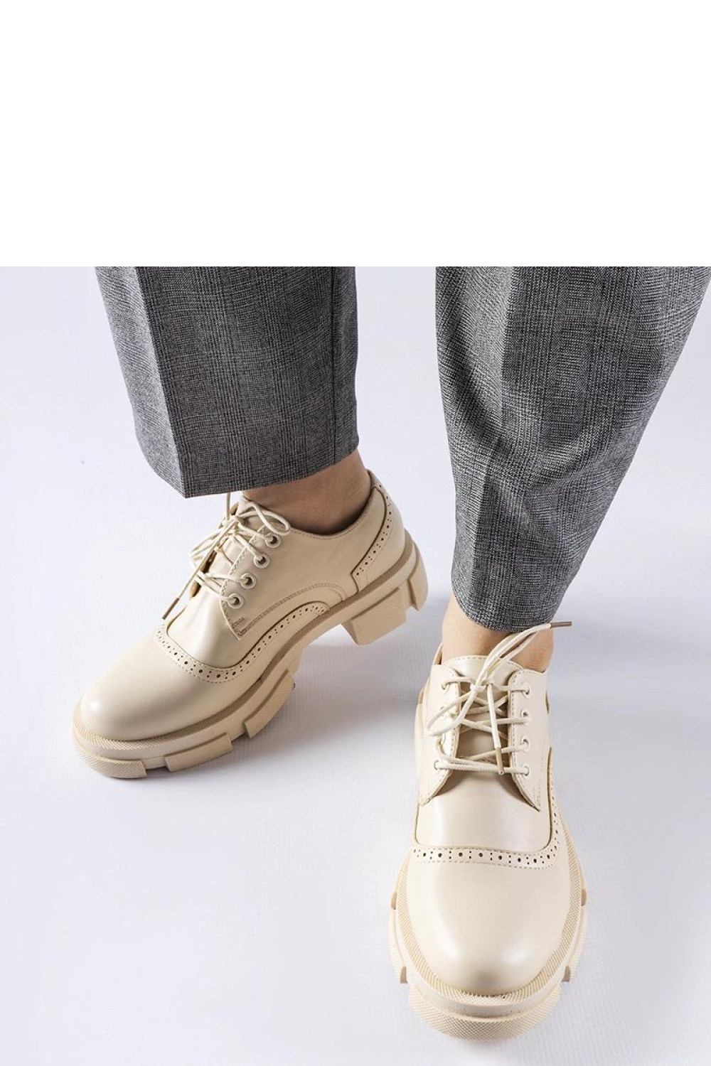 Beżowe wiązane półbuty Piazzetta - Solea - obrazek 3