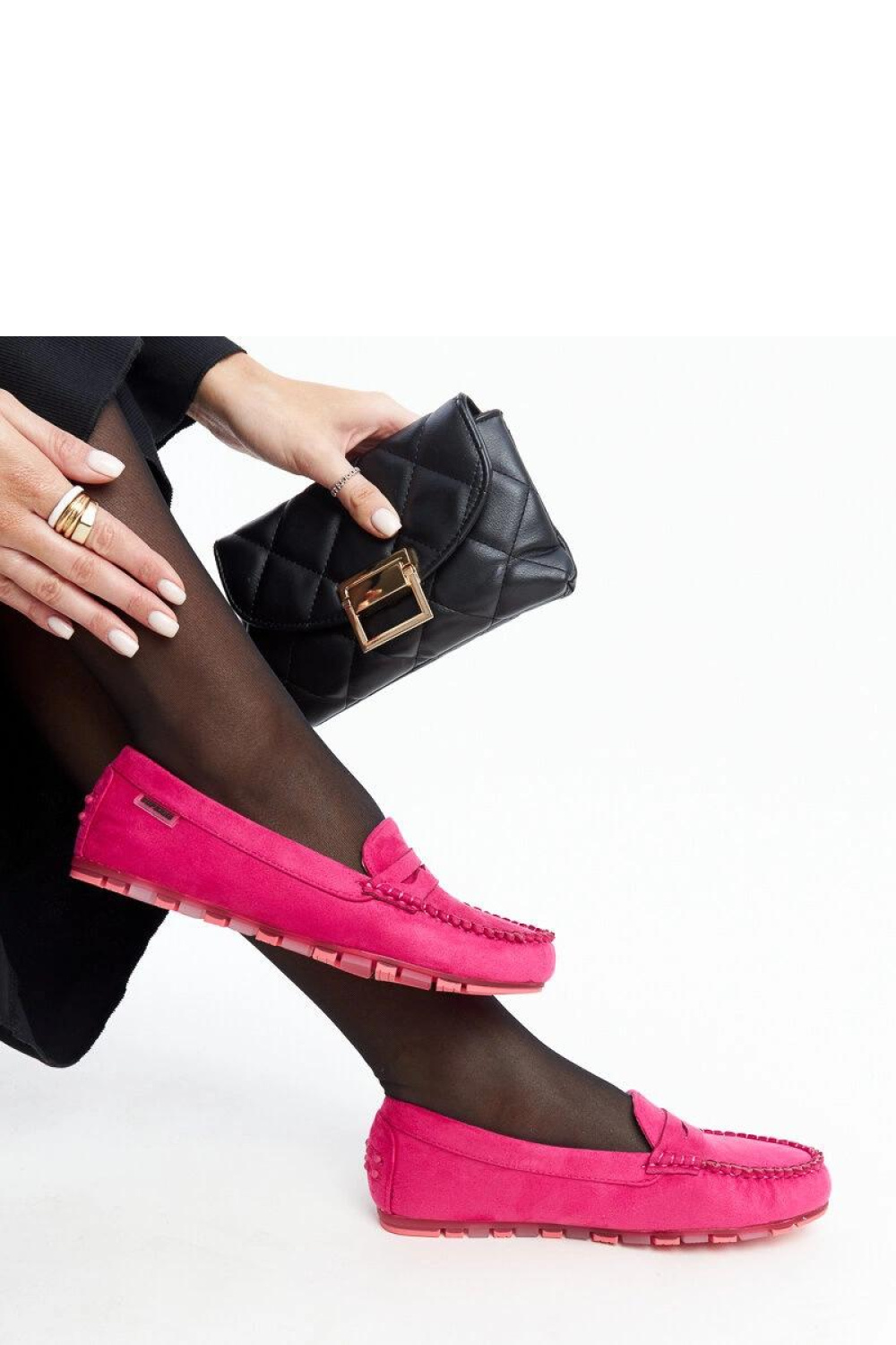 Ciemnoróżowe zamszowe mokasyny Nafisah - Solea - obrazek 3