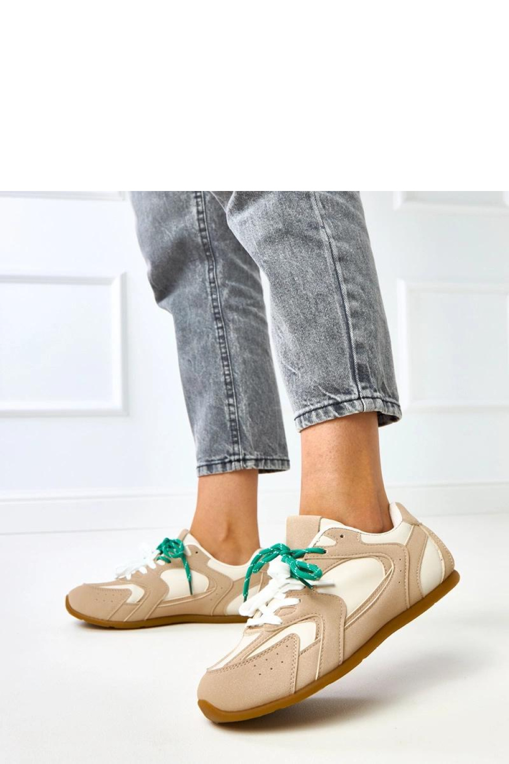 Buty Sportowe Model Casey C2044-8 Beige - Solea