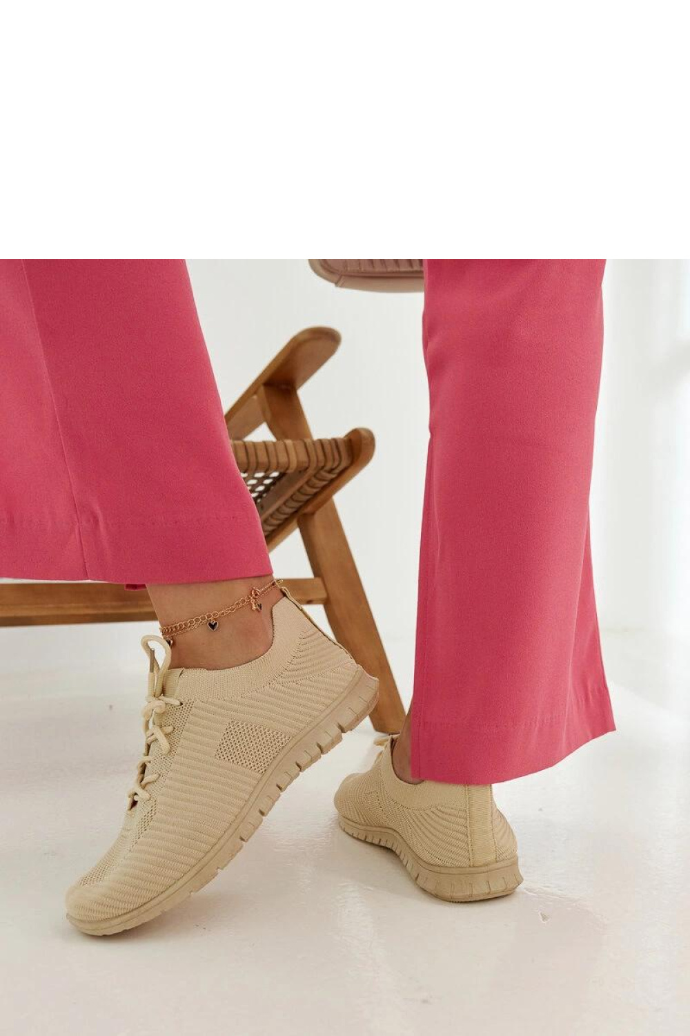 Beżowe materiałowe sneakersy Erminio - Solea - obrazek 4