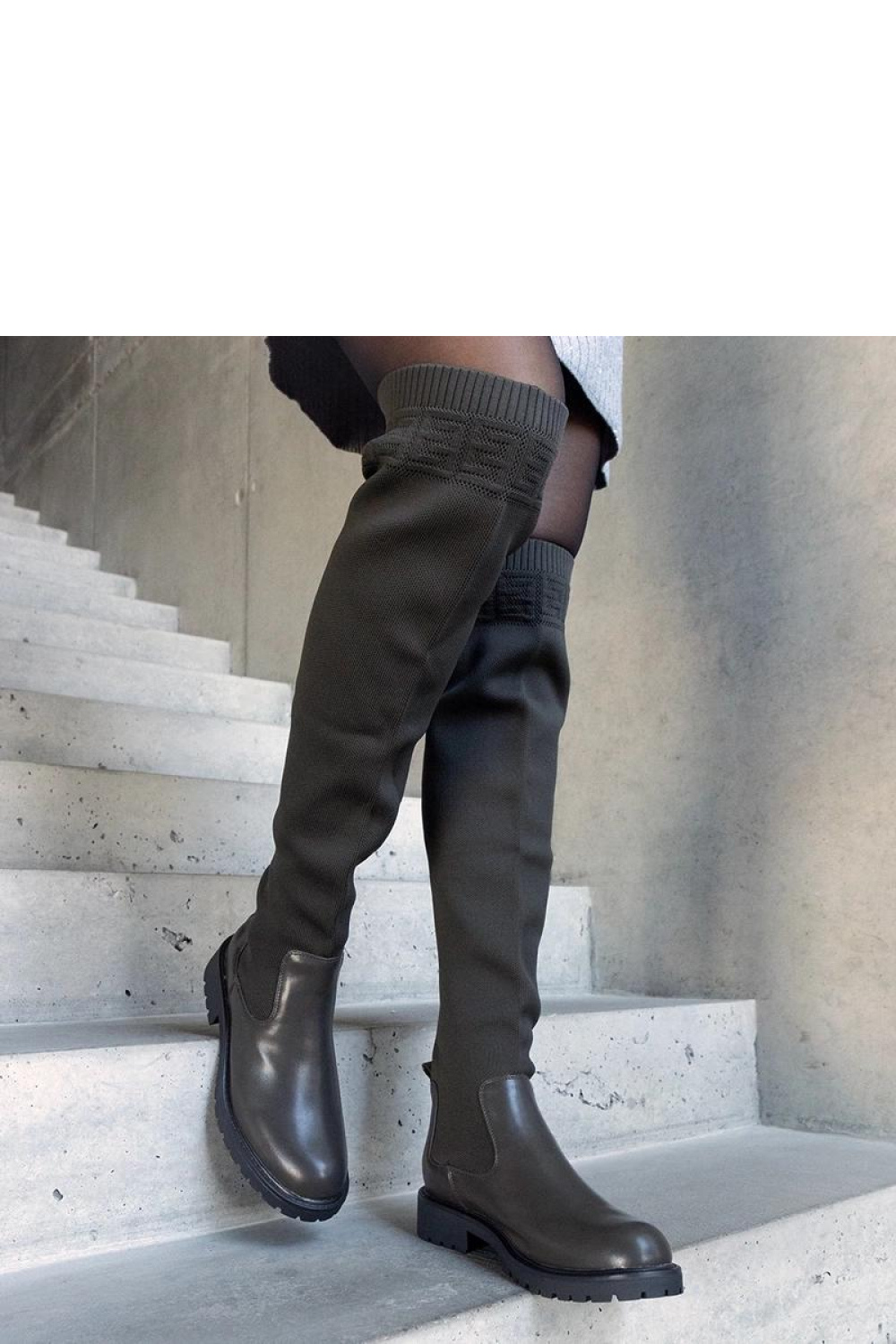 Zielone długie kozaki z elastyczną cholewką Juanra - Solea