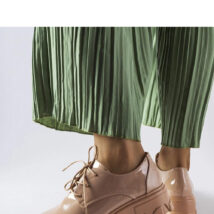 Beżowe lakierowane półbuty Kelly – Solea