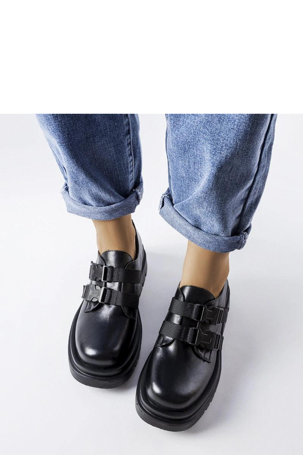 Czarne półbuty na platformie Prospero - Solea - obrazek 2