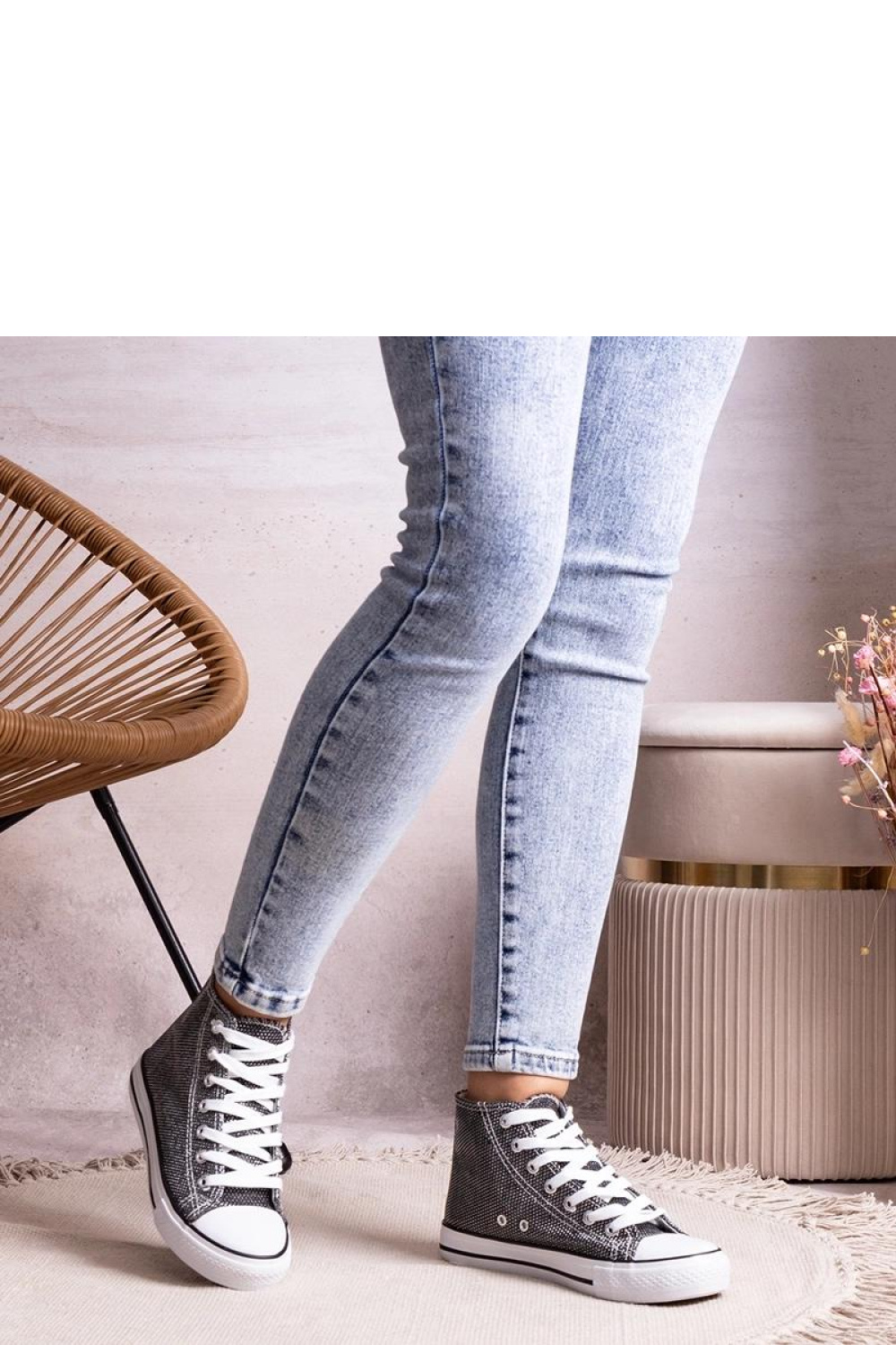 Czarne wysokie trampki z siateczki błyszczącej Ranifali - Solea - obrazek 2