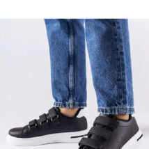 Czarne sneakersy zapinane na rzepy Paré – biała podeszwa – Solea