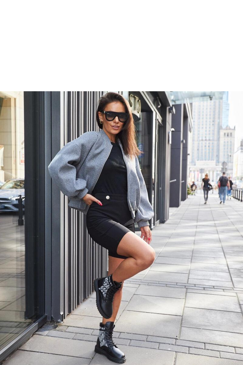 Czarne trapery zdobione monogramem Giraldo - Solea - obrazek 2