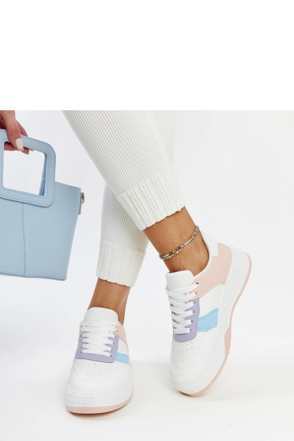 Biało-różowe sneakersy na grubszej podeszwie Rafida - Solea - obrazek 4