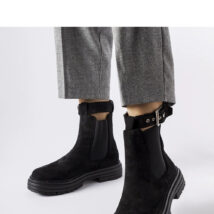 Czarne botki z ozdobnym zapięciem Abela – Solea